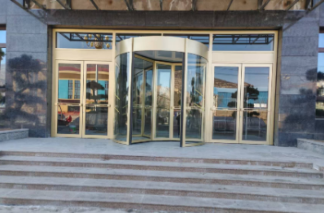 兰州解决大堂风与能耗痛点：旋转门的微气候屏障保证！